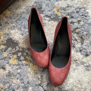 Gucci leather shoes